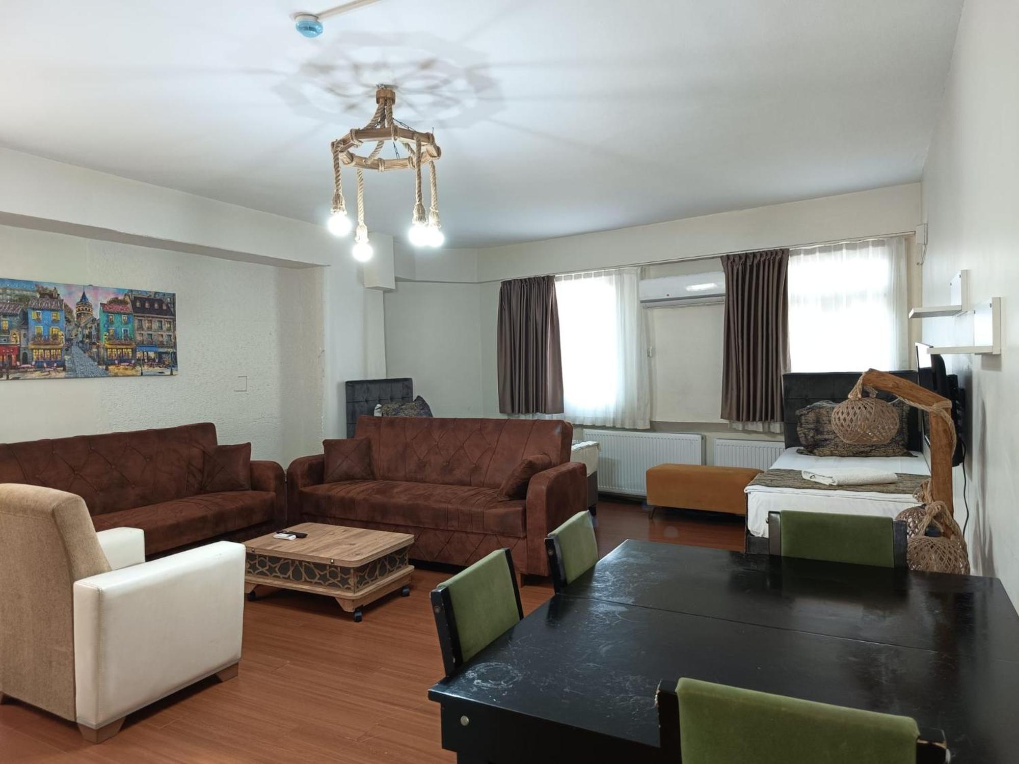 White Crown Apartman Ve Yasam Merkezi イスタンブール エクステリア 写真
