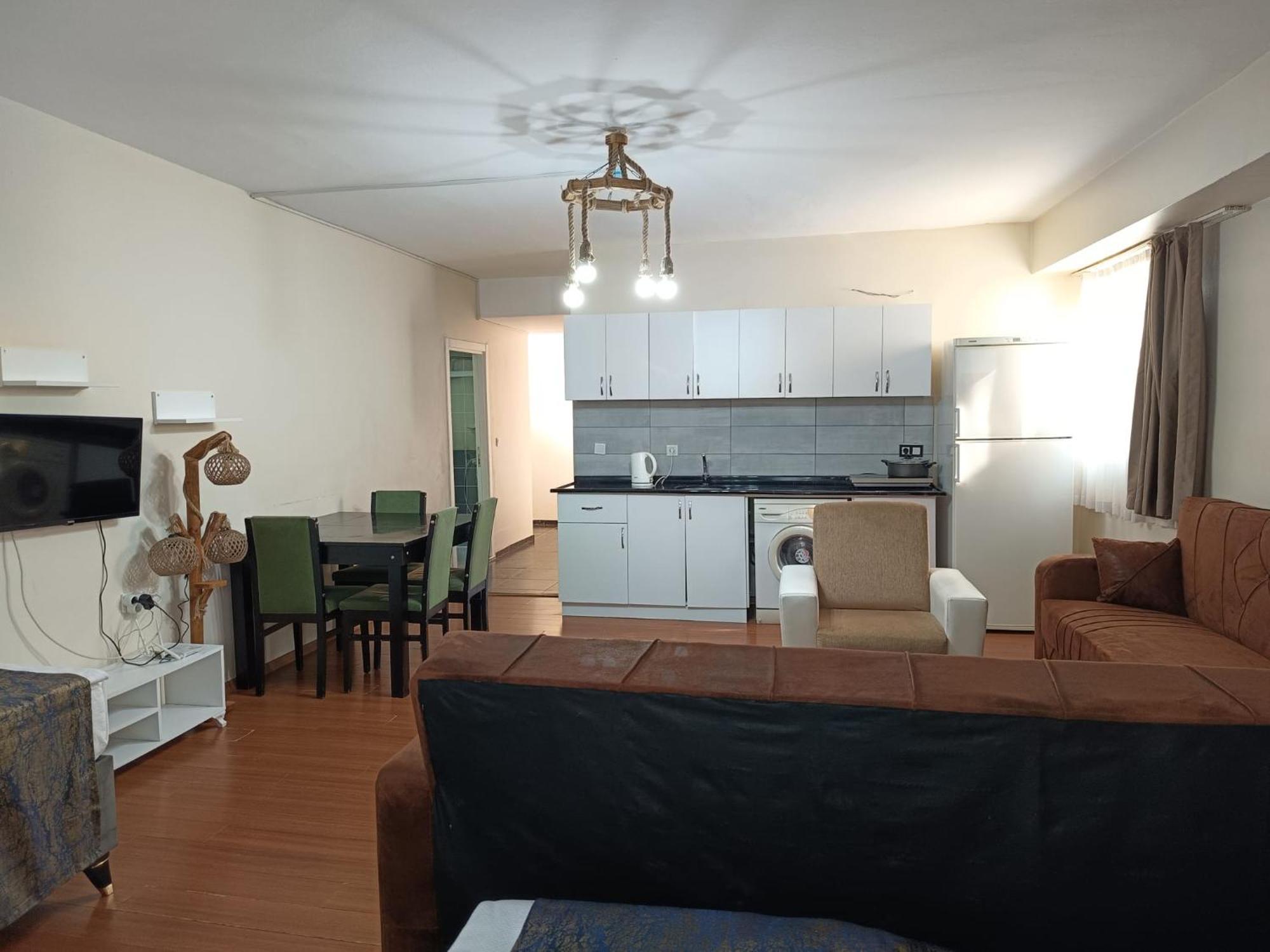 White Crown Apartman Ve Yasam Merkezi イスタンブール エクステリア 写真